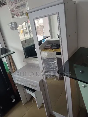Single Door Wardrobe With Dressing Mirror