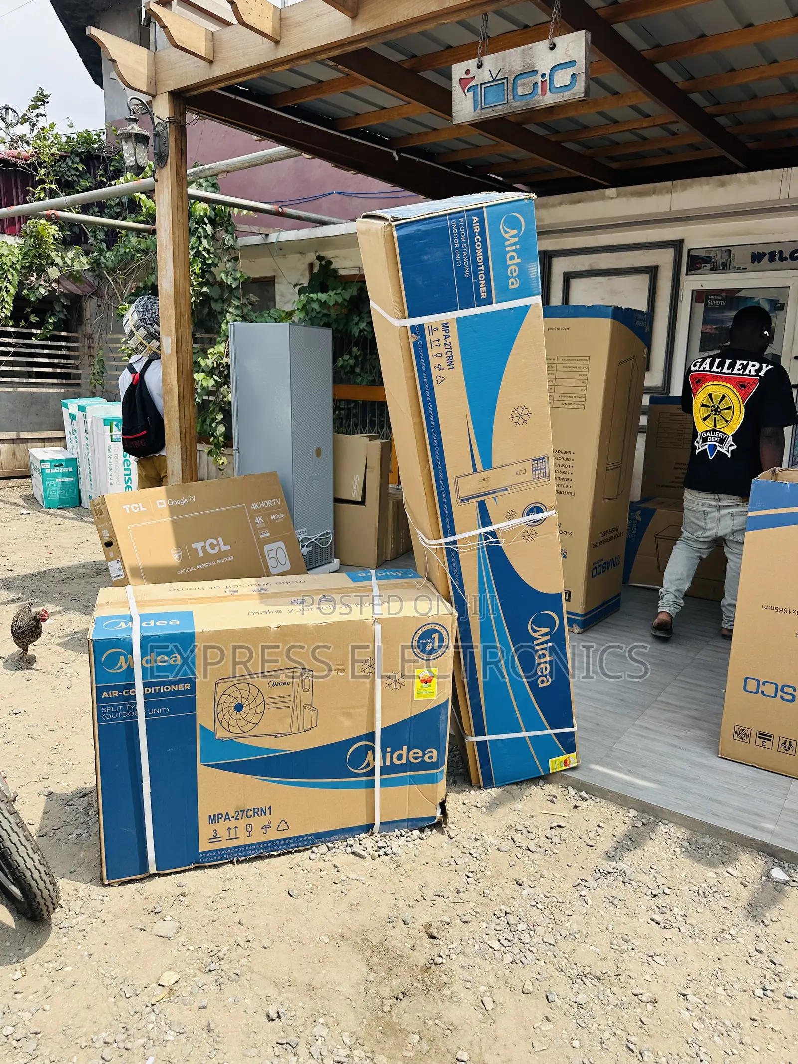 Copper Condenser Split Floor Standing 3.0hp Midea