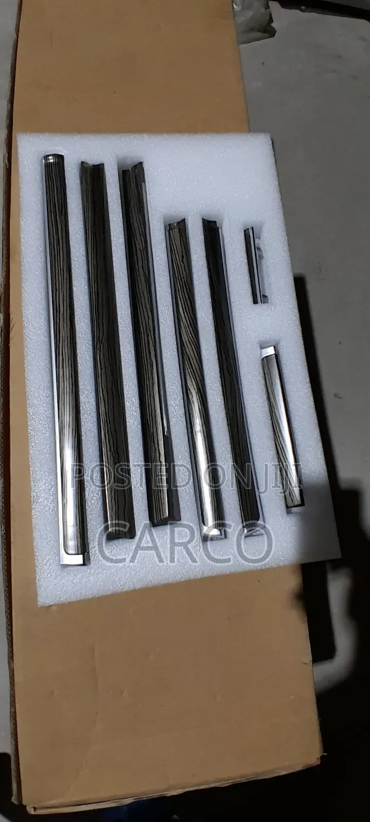 LC200 Inner Wooden Moulding