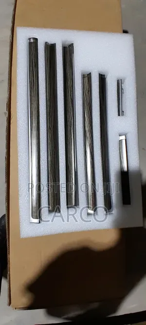 LC200 Inner Wooden Moulding