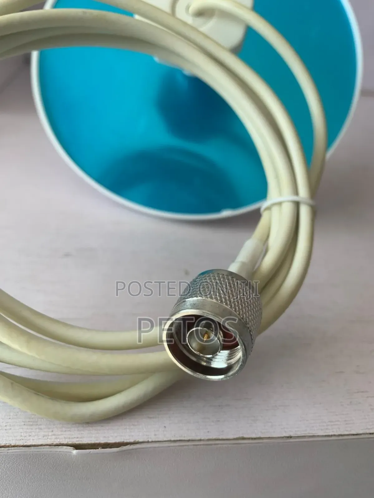 Ceiling Antenna Network Booster