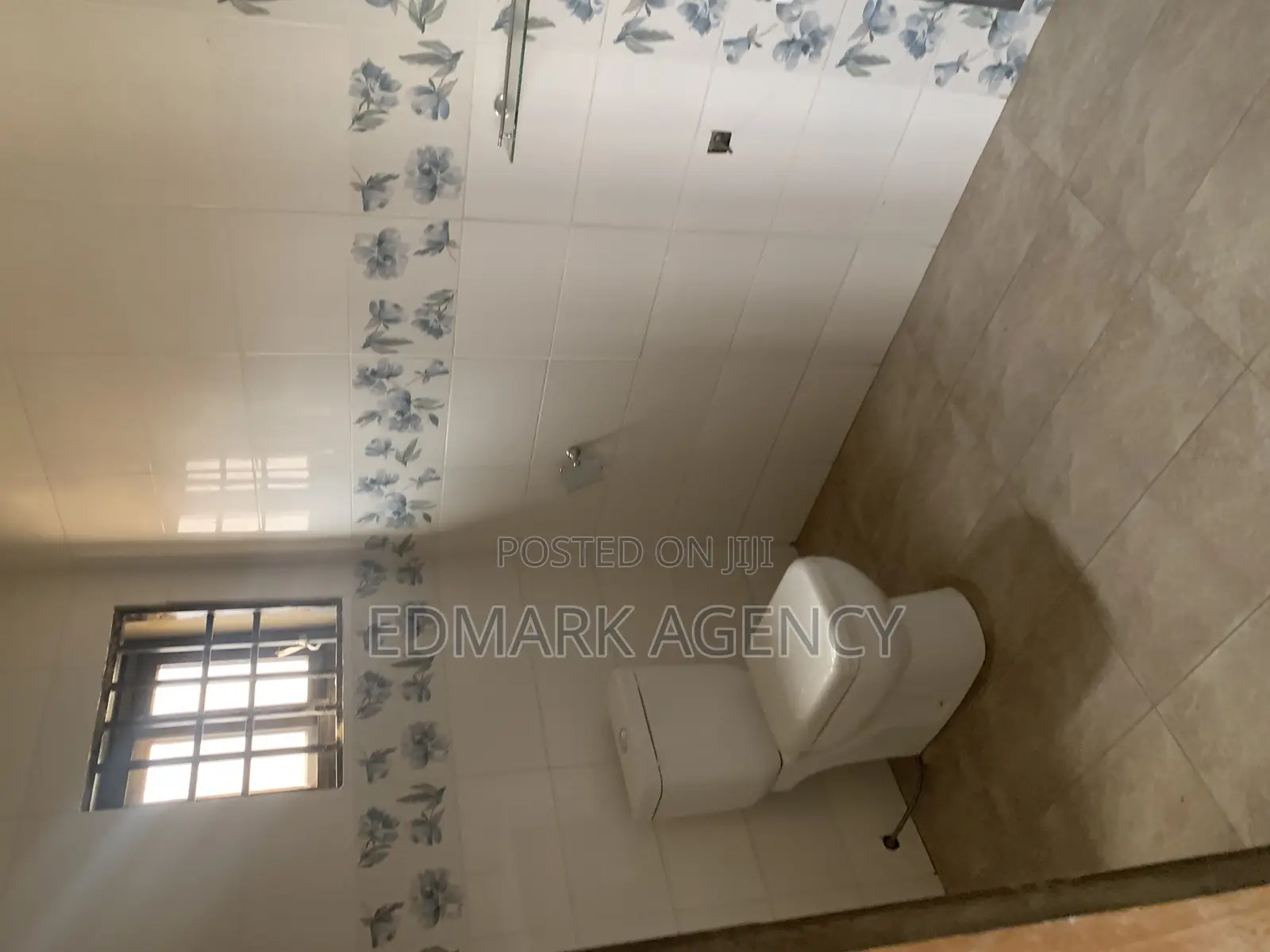 4bdrm House in East Legon Ogbojo, Accra Metropolitan for sale
