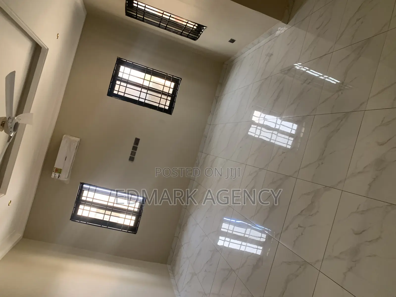 4bdrm House in East Legon Ogbojo, Accra Metropolitan for sale
