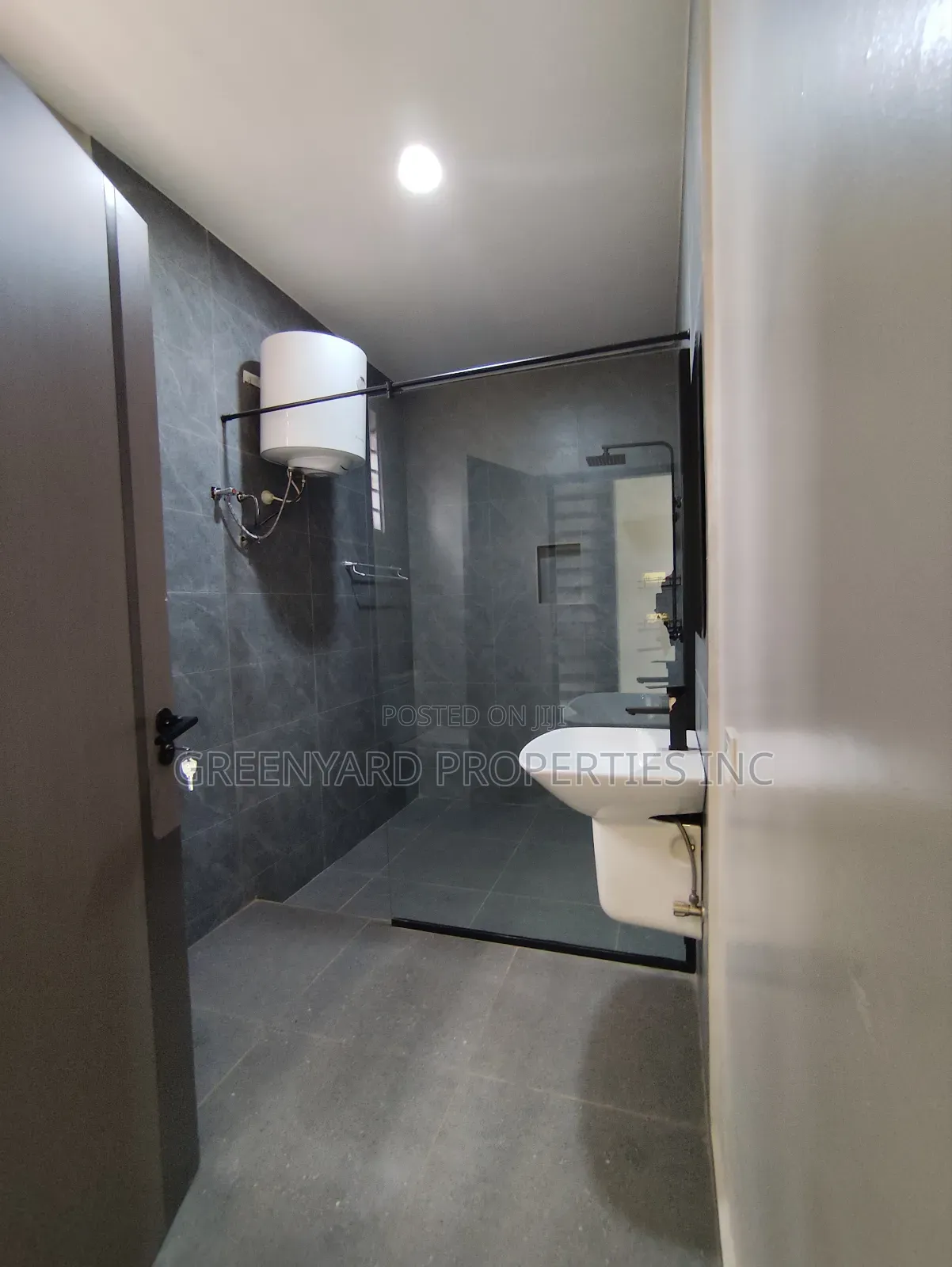 2bdrm Apartment in Adjiringanor, East Legon for rent