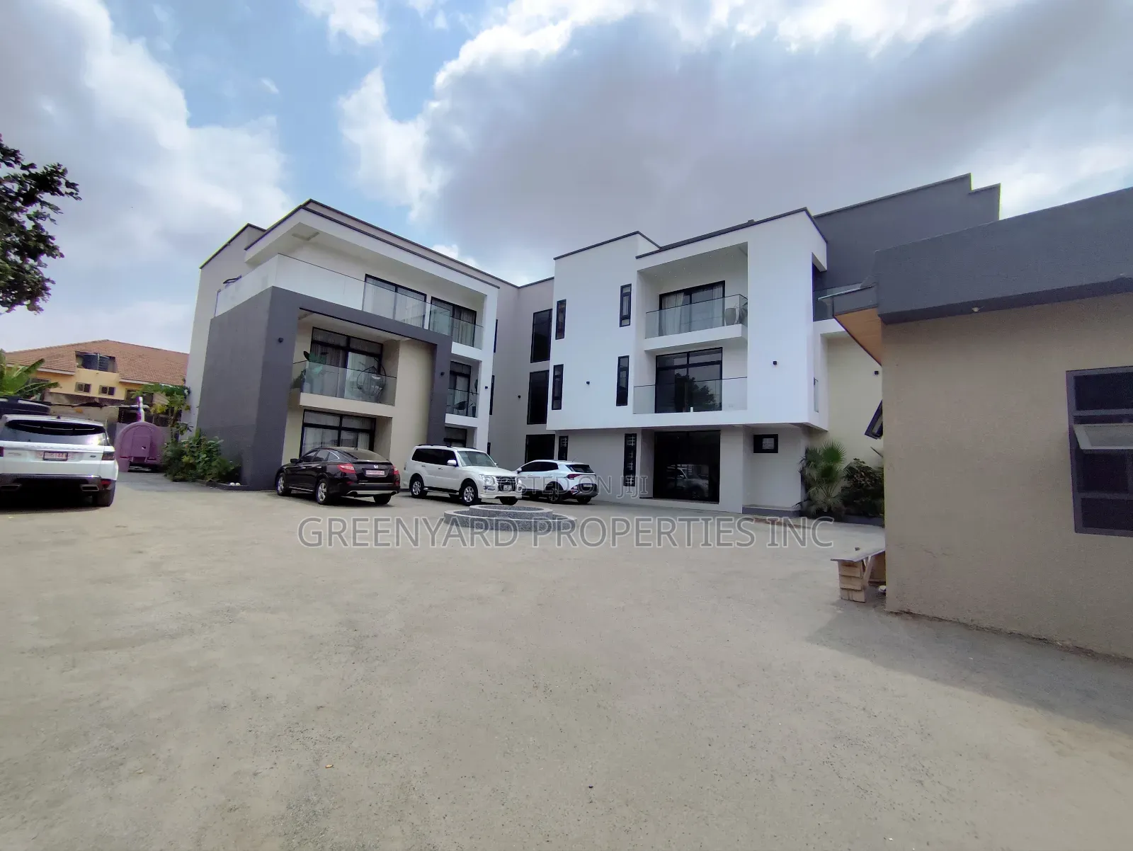2bdrm Apartment in Adjiringanor, East Legon for rent