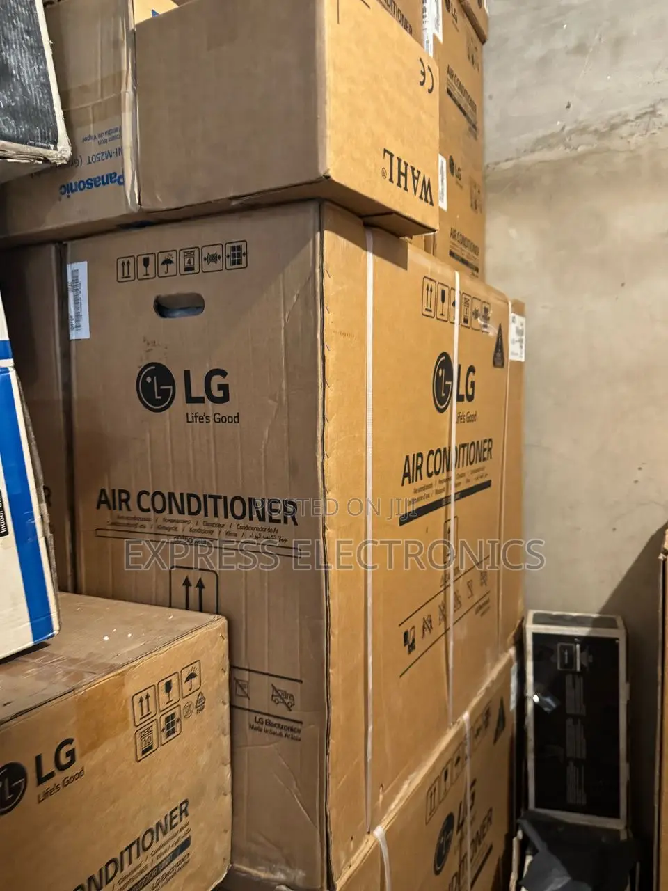 Highly Recommended LG Dual Inverter 3.0hp Split AC White