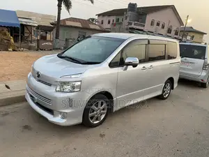 Toyota Sienta 2014 Black