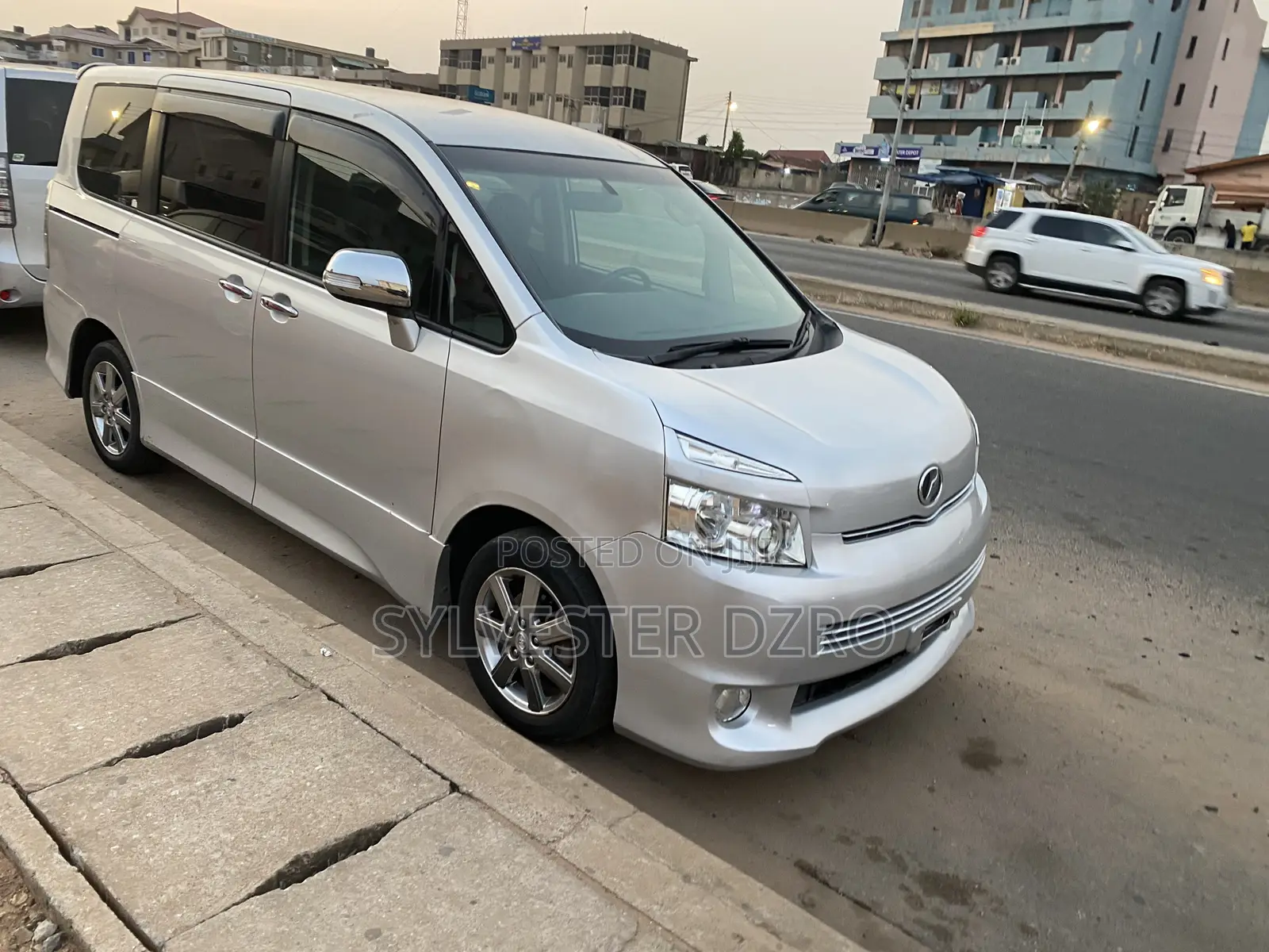 Toyota Sienta 2014 Black