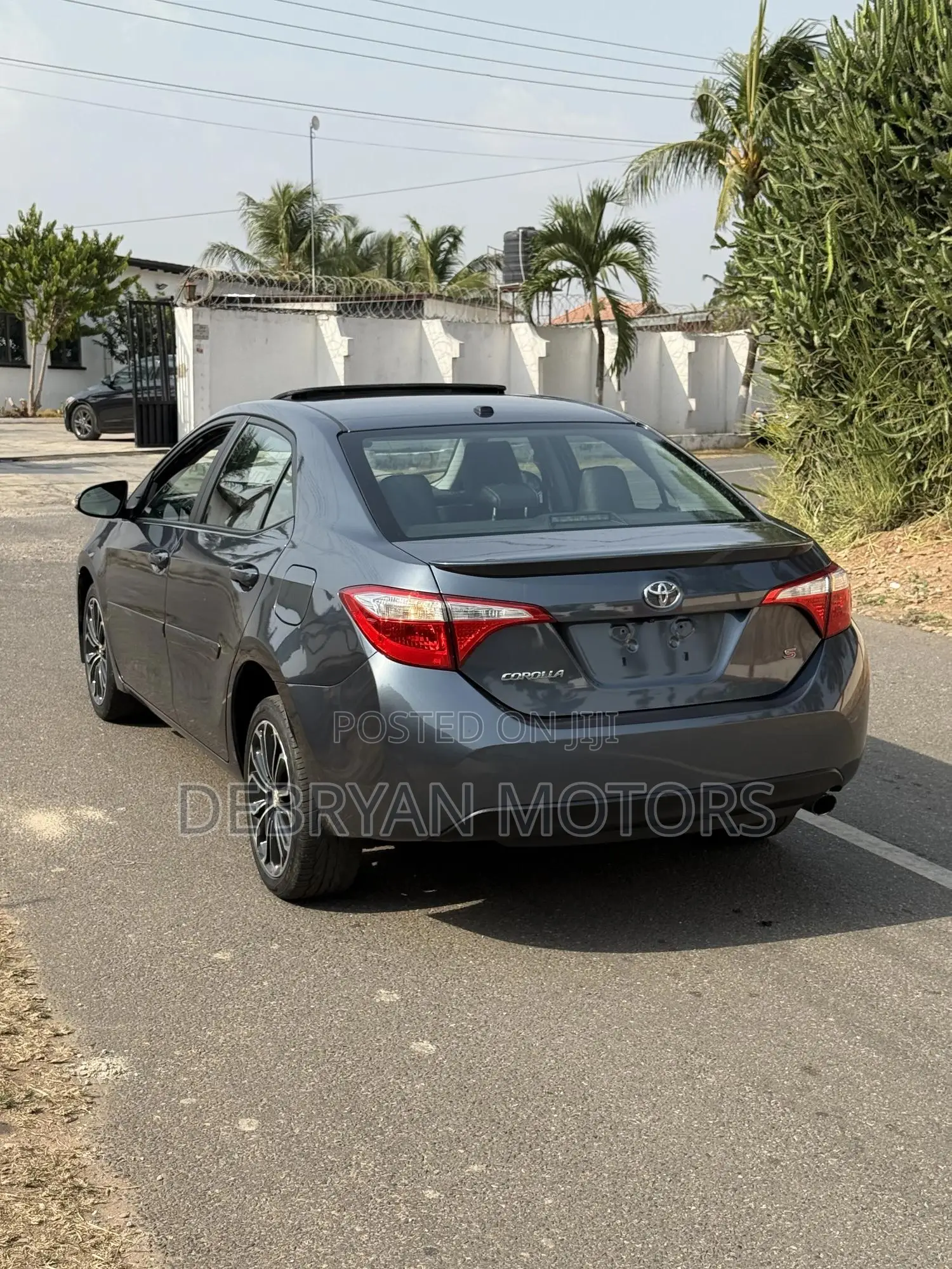 Toyota Corolla S 4dr Sedan (1.8L 4cyl CVT) 2016 Gray