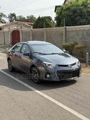 Toyota Corolla S 4dr Sedan (1.8L 4cyl CVT) 2016 Gray