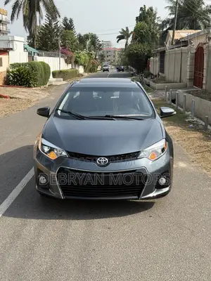 Toyota Corolla S 4dr Sedan (1.8L 4cyl CVT) 2016 Gray