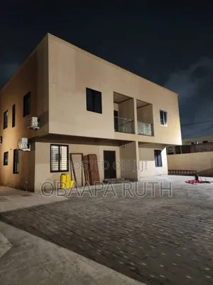 2bdrm Townhouse / Terrace in East Legon for rent