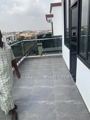 5bdrm House in Ars Ogbojo, American House for sale