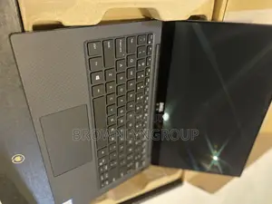 New Laptop Dell XPS 13 9370 16GB Intel Core I7 SSD 512GB