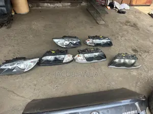 BMW Headlight for All Car’S Available
