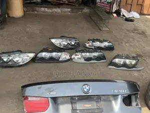 BMW Headlight for All Car’S Available