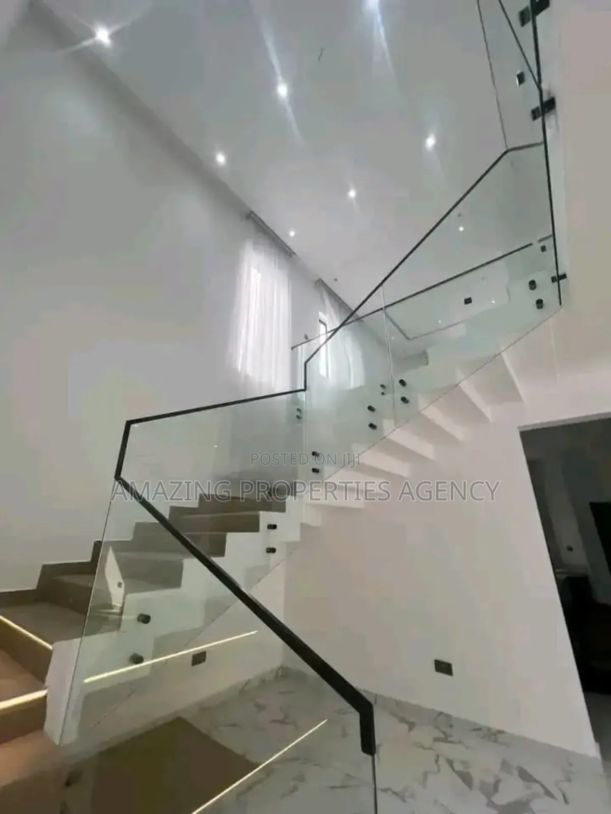 4bdrm House in Ashaley Botwe for sale