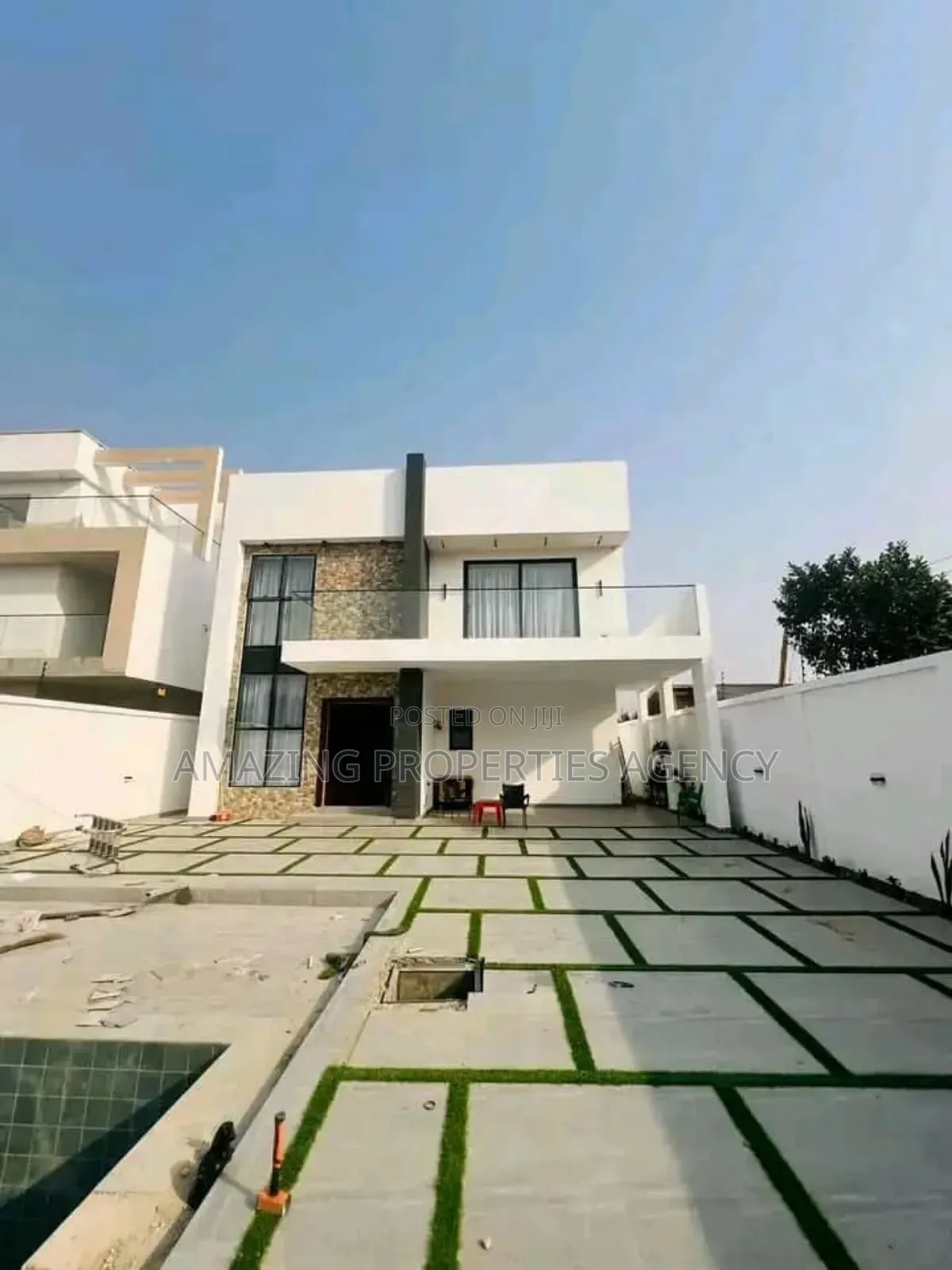 4bdrm House in Ashaley Botwe for sale