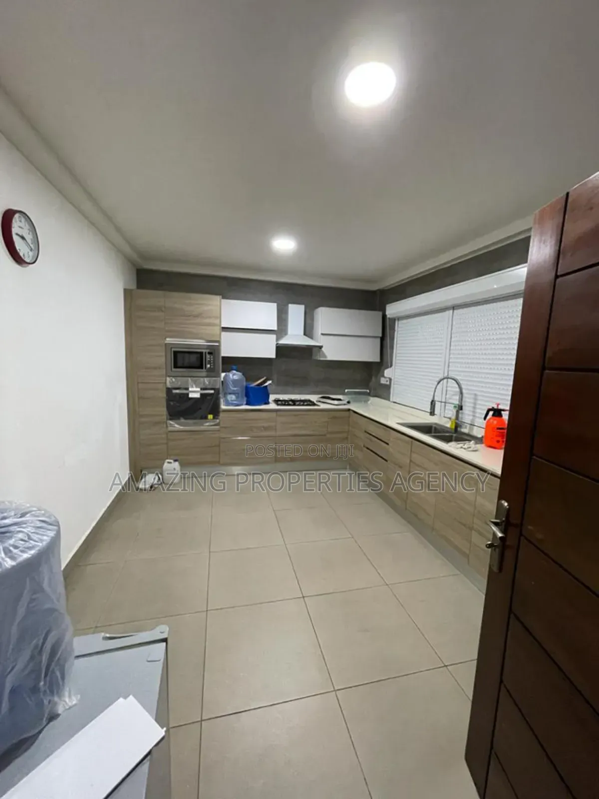 4bdrm Townhouse/Terrace in Labone for sale