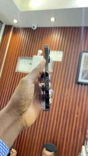 New Apple iPhone 14 Pro 128 GB Black