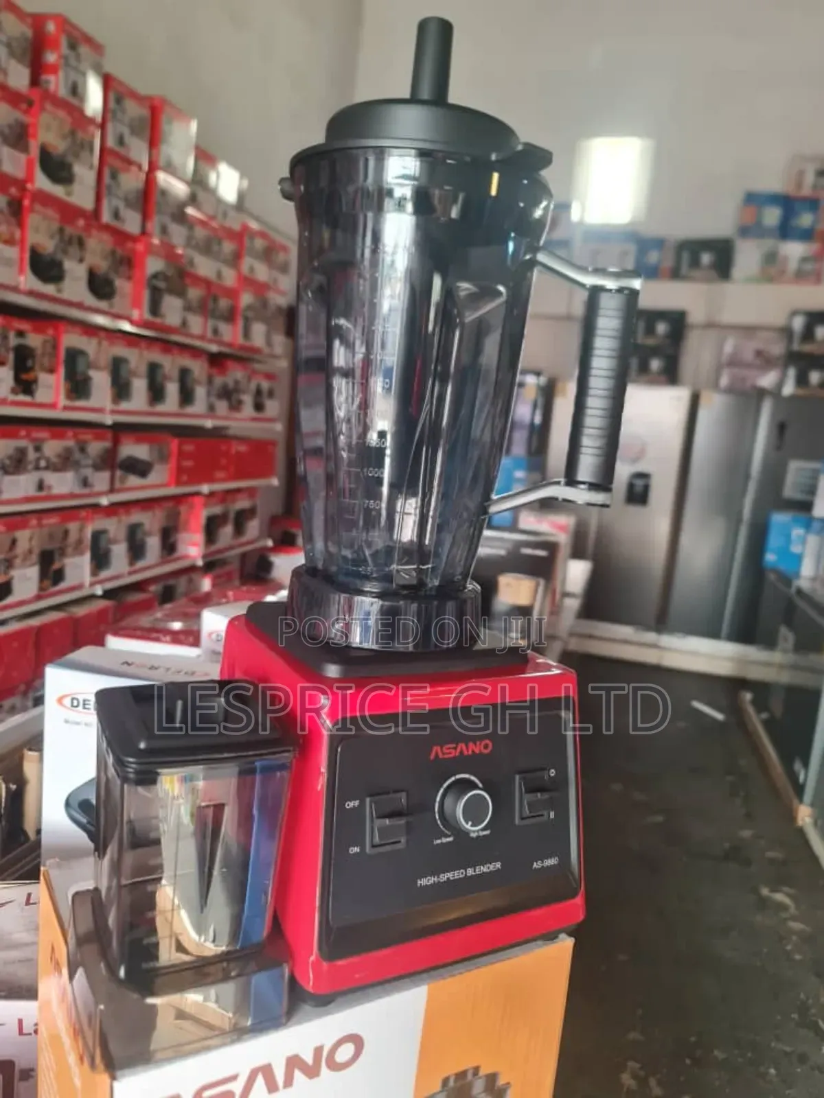 Made for Smoothies Ice Creams: Asano 1800W Blender
