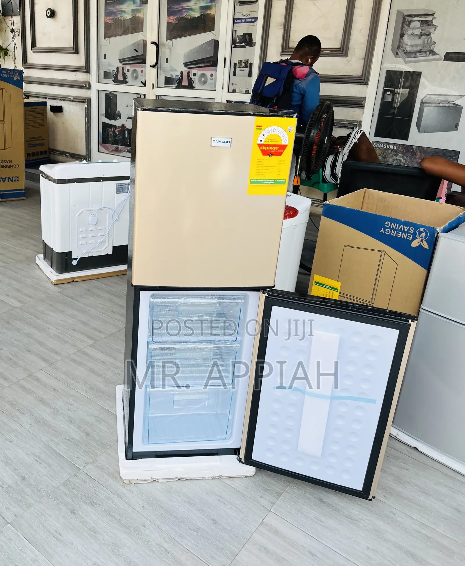 Extremely Chilling Nasco D2-18fl Double Door Fridge(Gold).