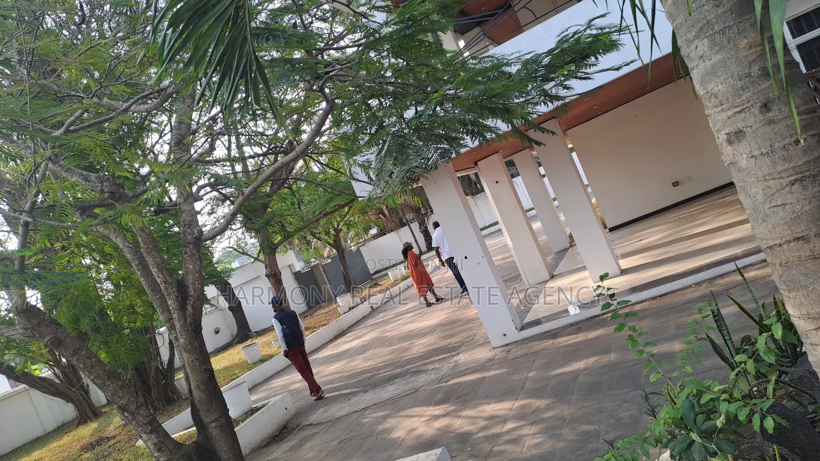 4bdrm House in Dzorwulu for rent