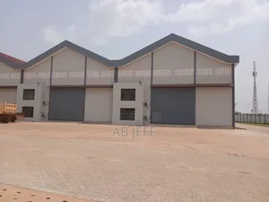 Warehouse 1,070sqm at Kaase Industrial Area Kumasi.