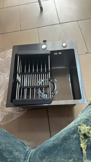 Kitchen Sink-45x45cm
