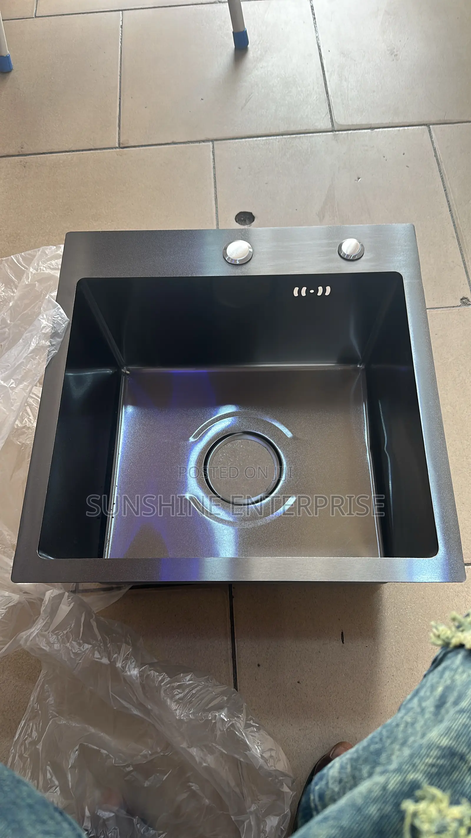 Kitchen Sink-45x45cm