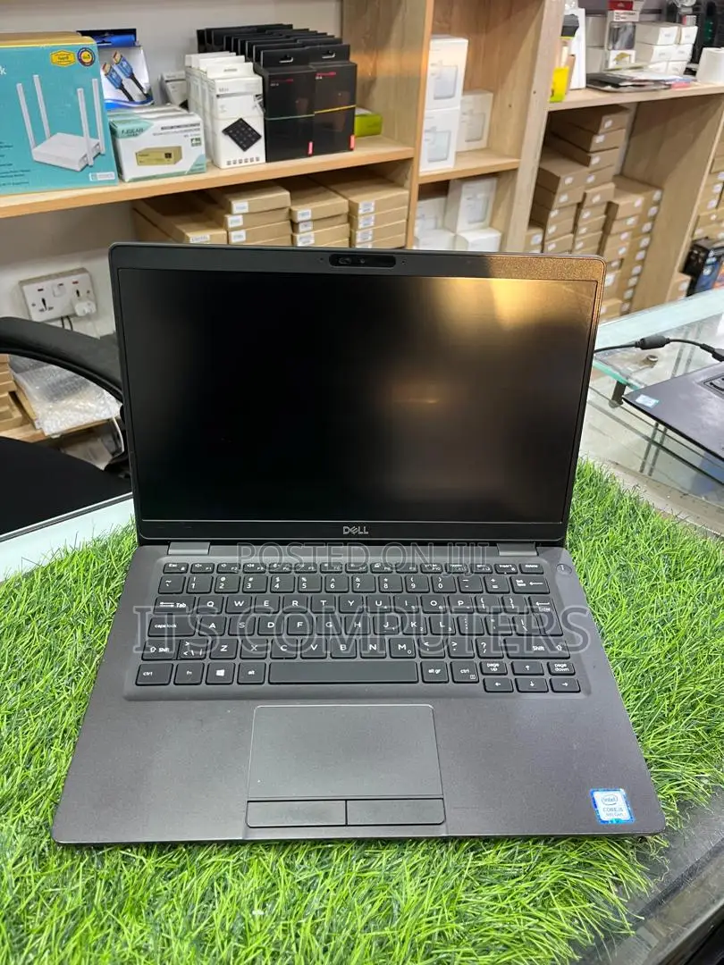 Laptop Dell Latitude 5300 8GB Intel Core I5 SSD 256GB