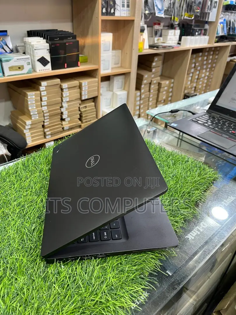 Laptop Dell Latitude 5300 8GB Intel Core I5 SSD 256GB