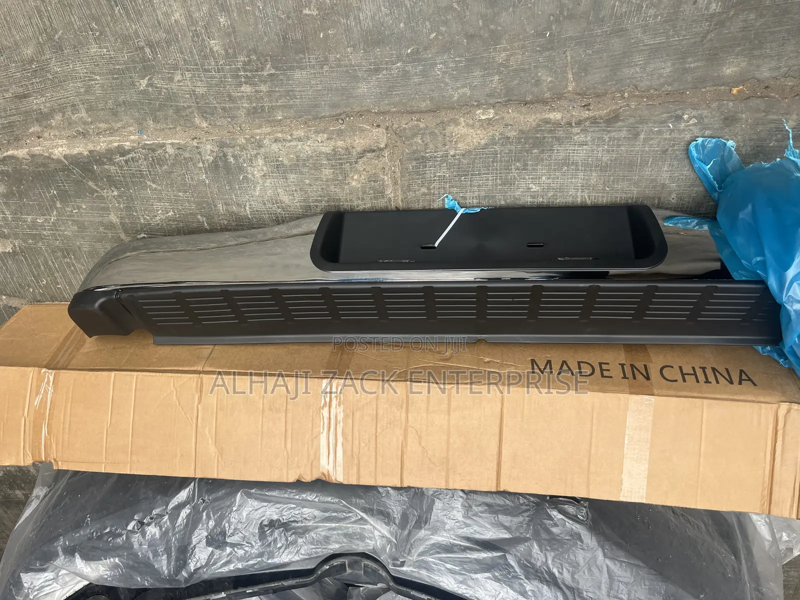 HILUX 2012 Back Bumper Chrome