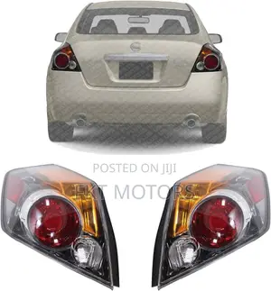 Nissan Altima Taillight 2005,2006,2007,2008,20092010,2011,12