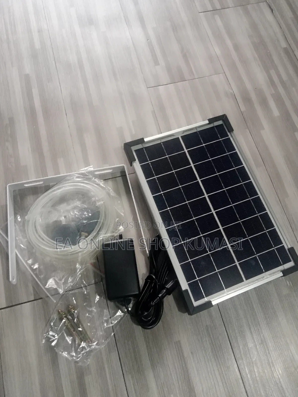 Solar Aquarium Oxygen Pump. Fully Charged