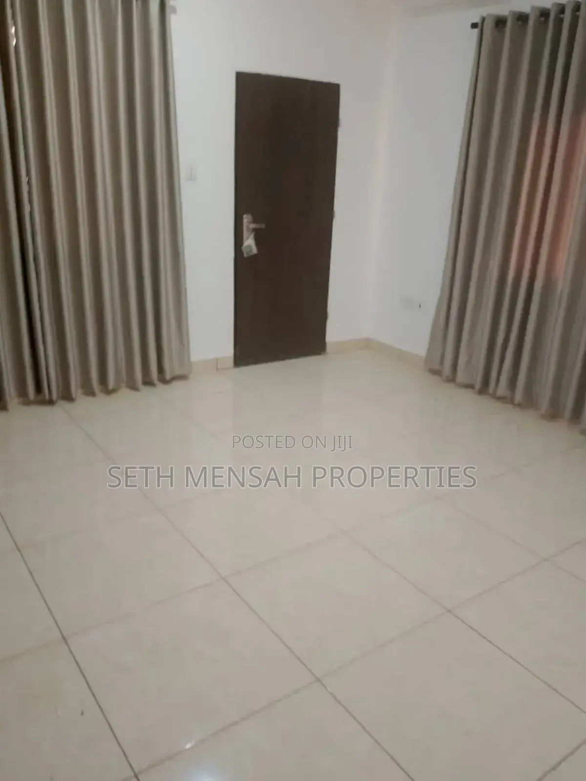 5bdrm Townhouse / Terrace in Skm Properties, Cantonments for rent