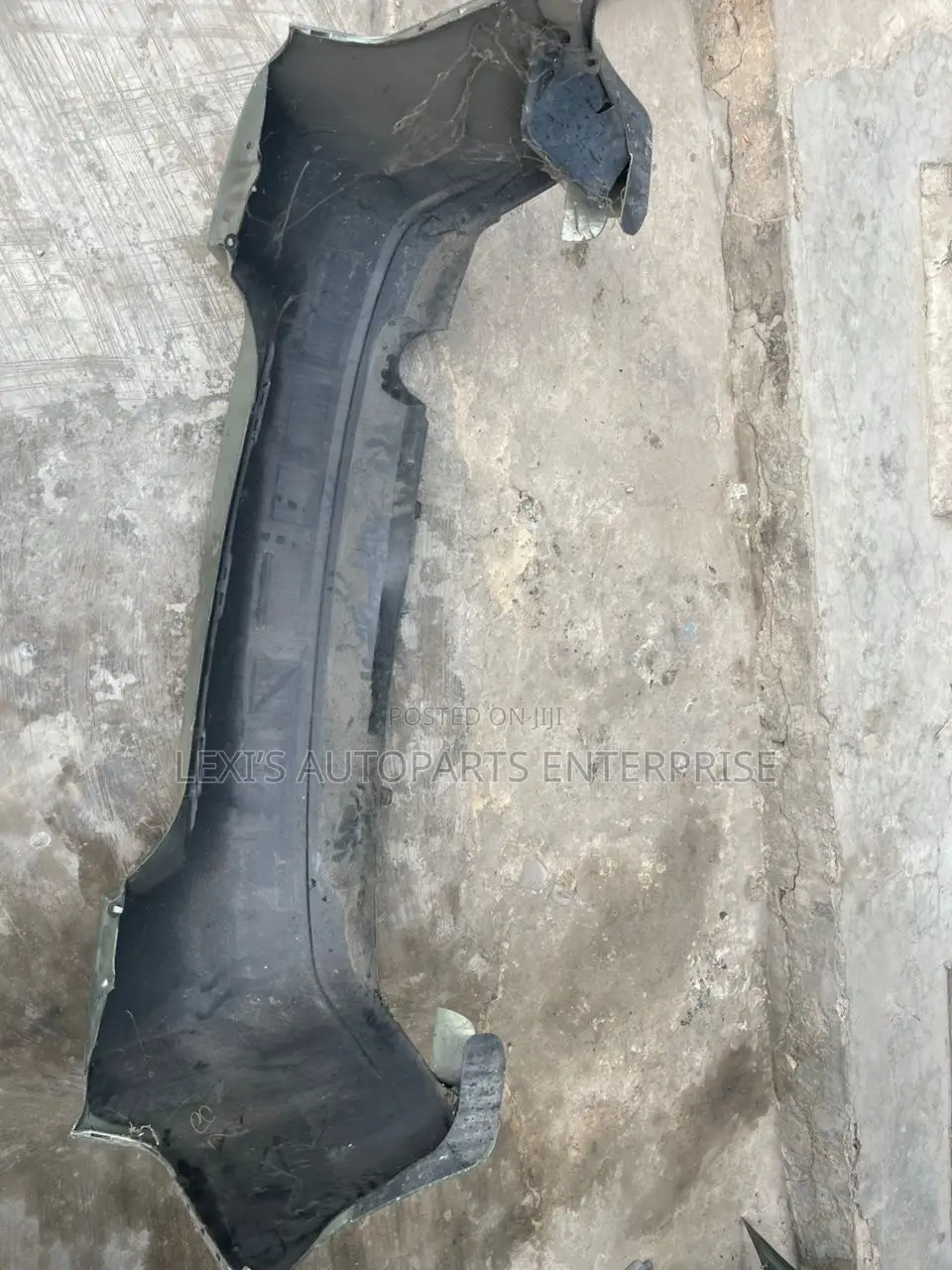 NISSAN SENTRA 2008-2012 Bumpers