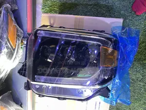 Toyota Tundra 2014-2020 Spec Head Light Original