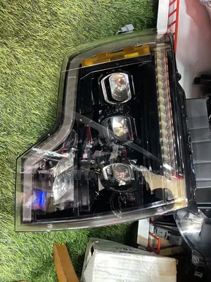 Ford F150 2009-2014 Spec Headlights