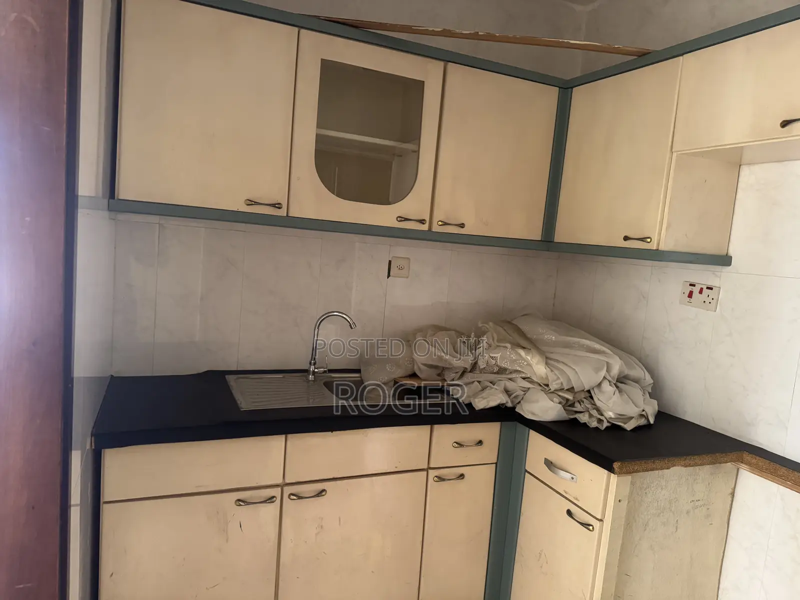 5bdrm House in Petroleum, Achimota for rent