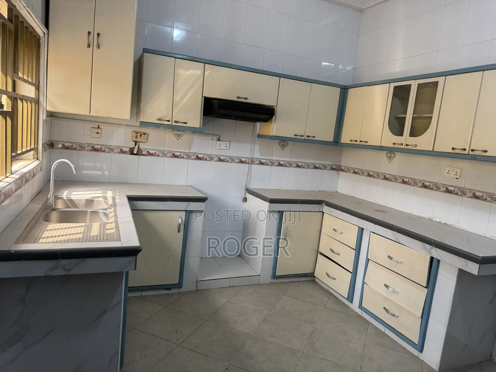 5bdrm House in Petroleum, Achimota for rent
