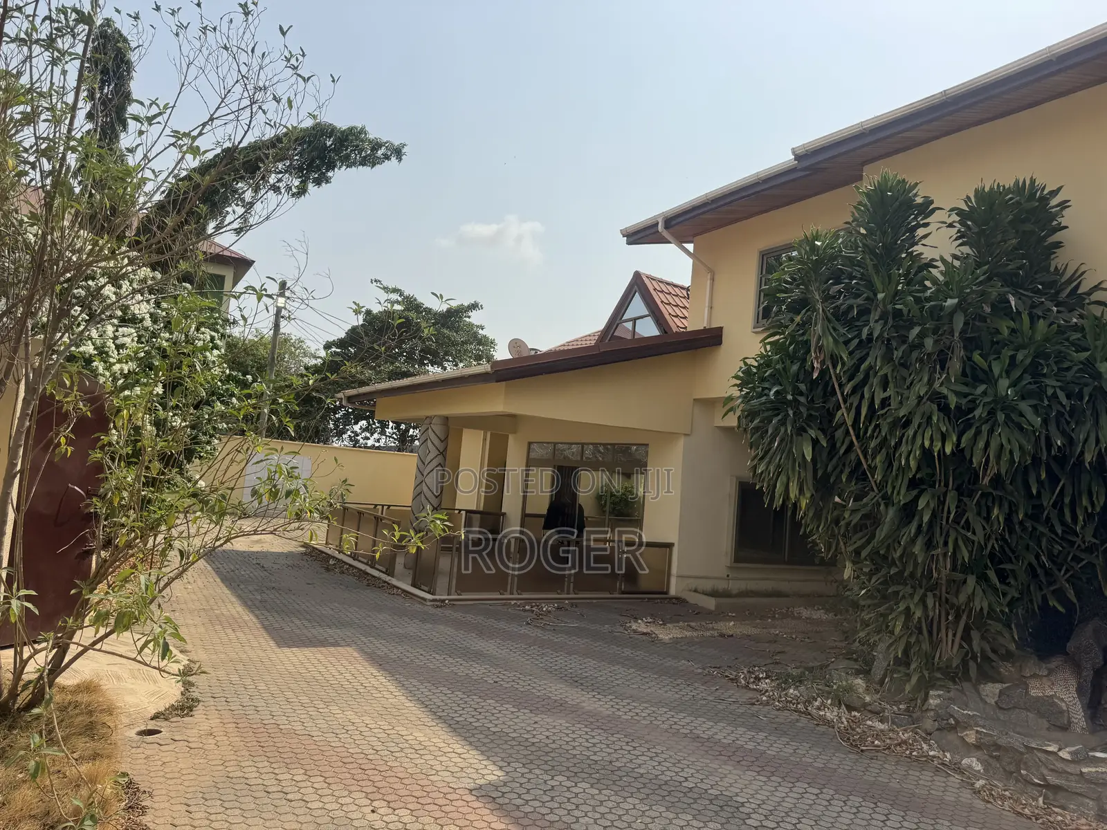 5bdrm House in Petroleum, Achimota for rent