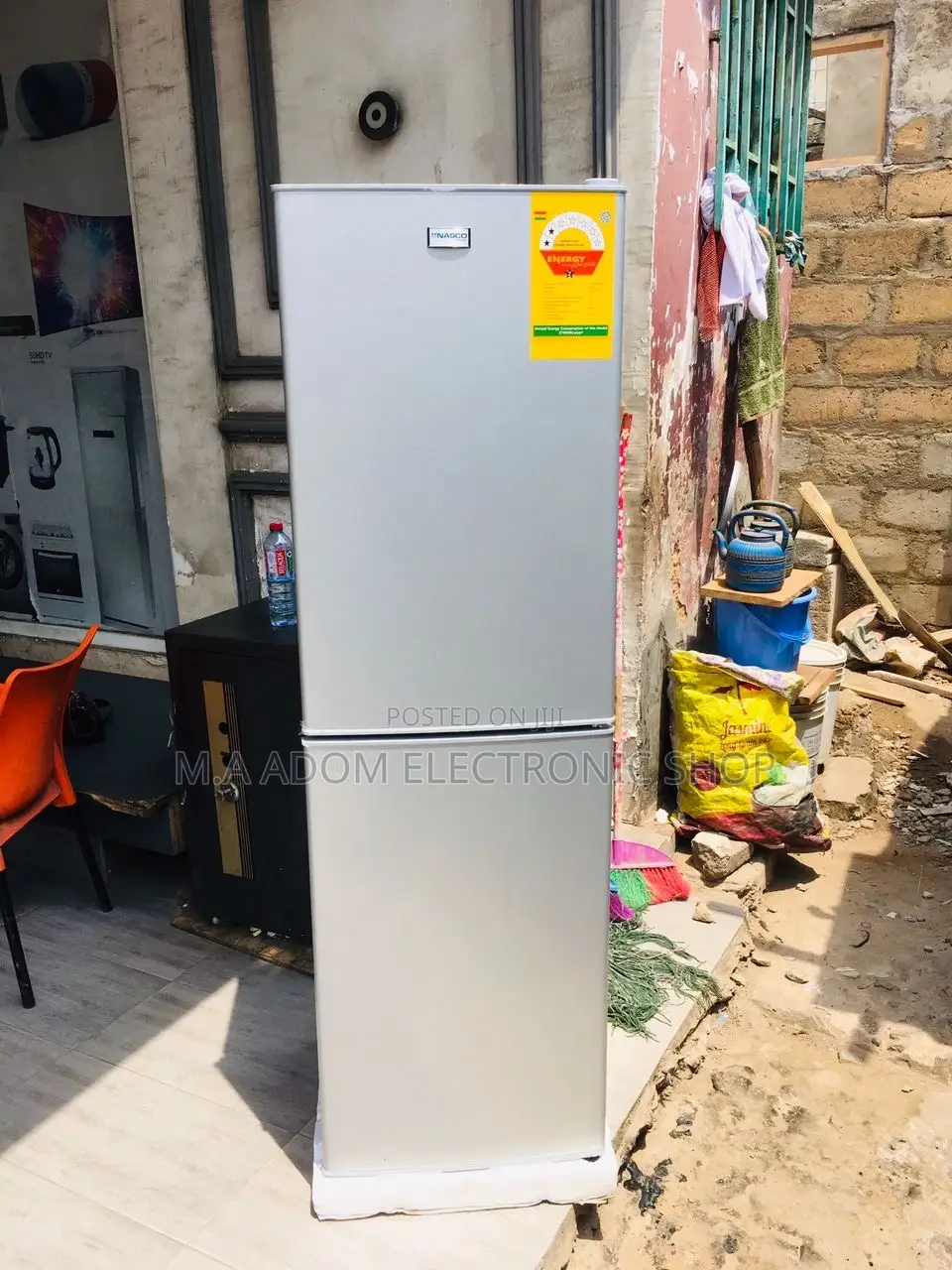 Nasco 196L Fridge - Great Condition!