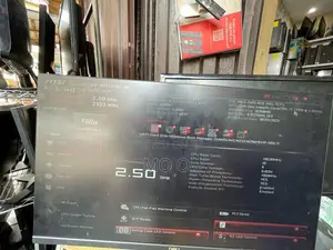 Desktop Computer MSI Aegis RS 11td-203 32GB Intel Core I7 SSD 1T