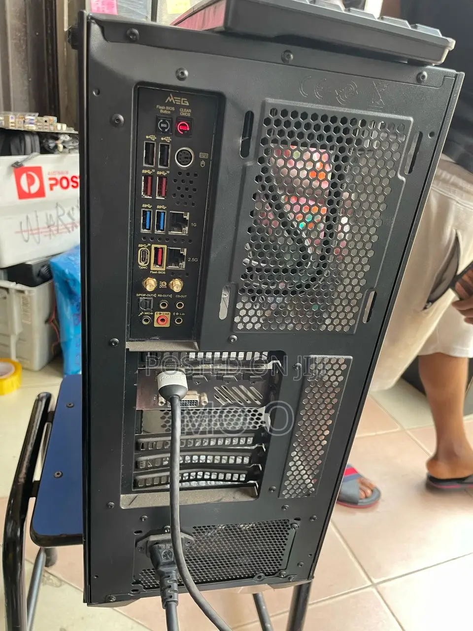 Desktop Computer MSI Aegis RS 11td-203 32GB Intel Core I7 SSD 1T
