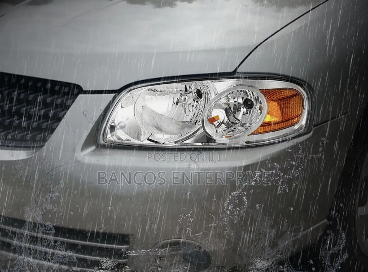 Nissan Sentra 2004-2006 Head Light