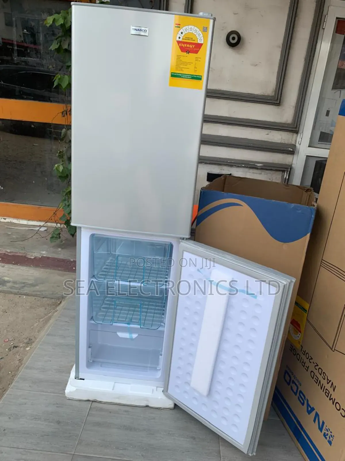 Double Door Bottom Freezer  196LTR Nasco Nicely