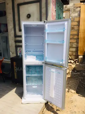 Nasco 196L Fridge - Down Freezer - Excellent Condition