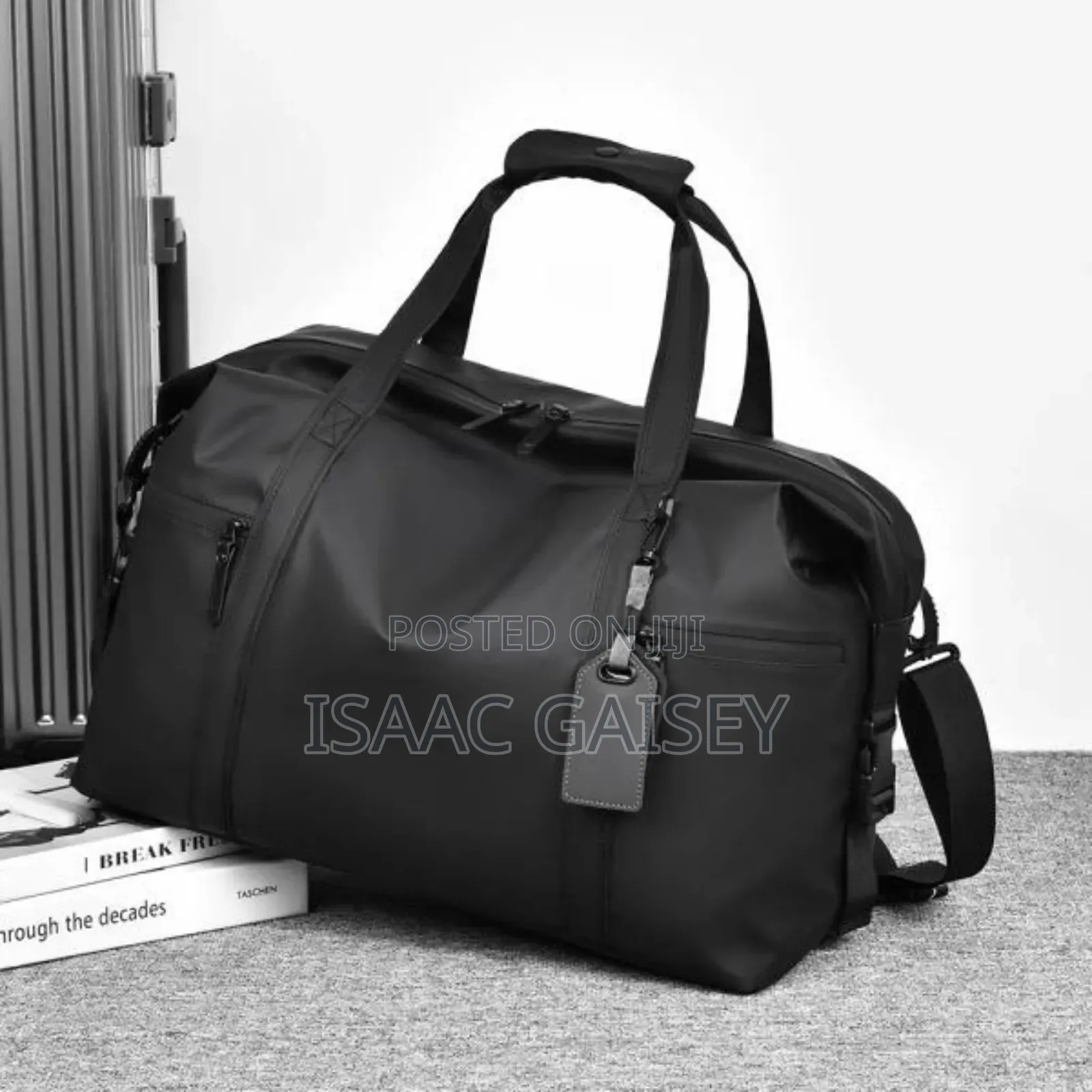 Large Capacity Leather Duffle Bags With More Compartments