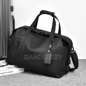 Large Capacity Leather Duffle Bags With More Compartments